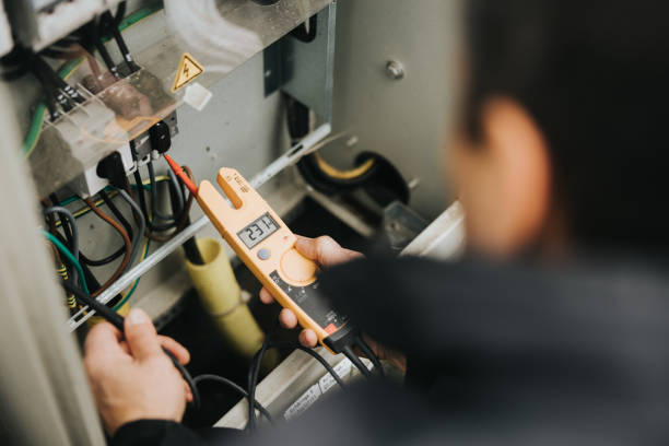 Best Commercial Electrician Services  in Interlachen, FL